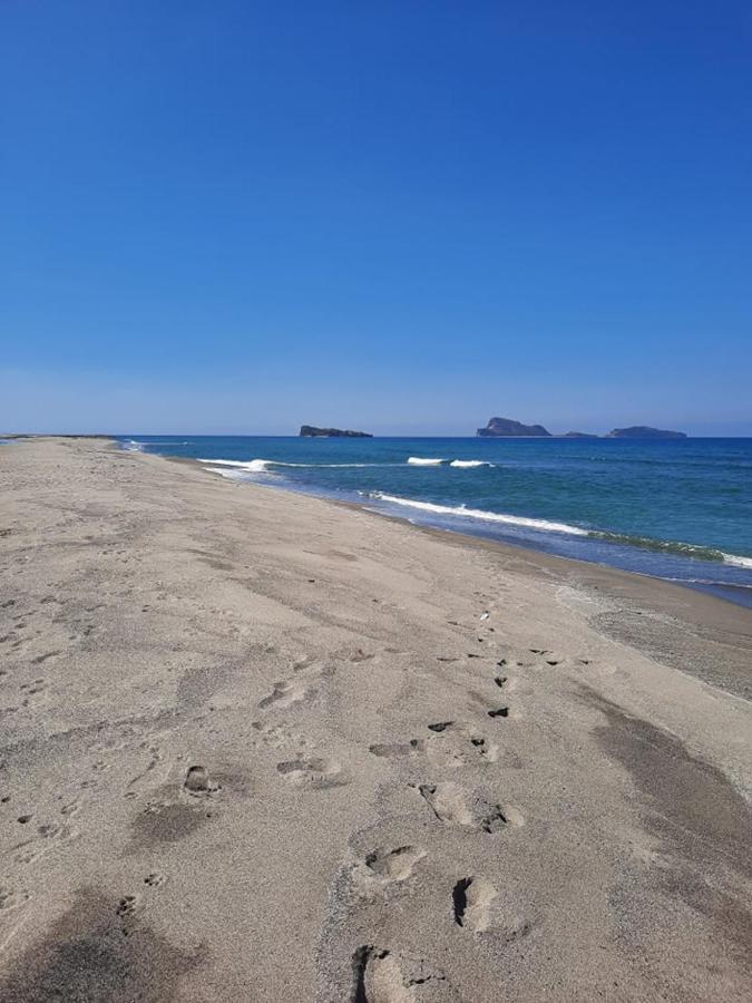 Youhan Beach Resort San Antonio  Exteriér fotografie