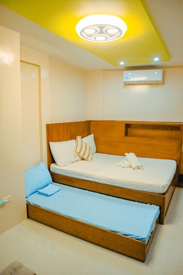 Youhan Beach Resort San Antonio  Exteriér fotografie