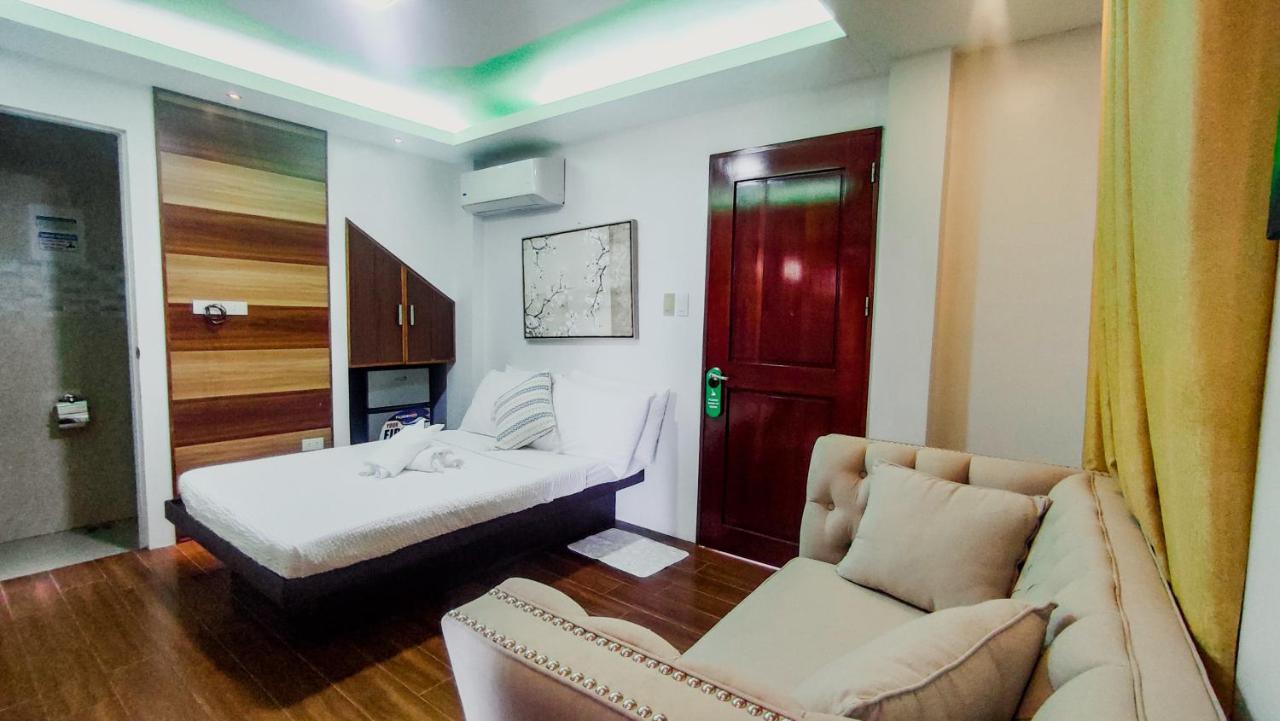 Youhan Beach Resort San Antonio  Exteriér fotografie